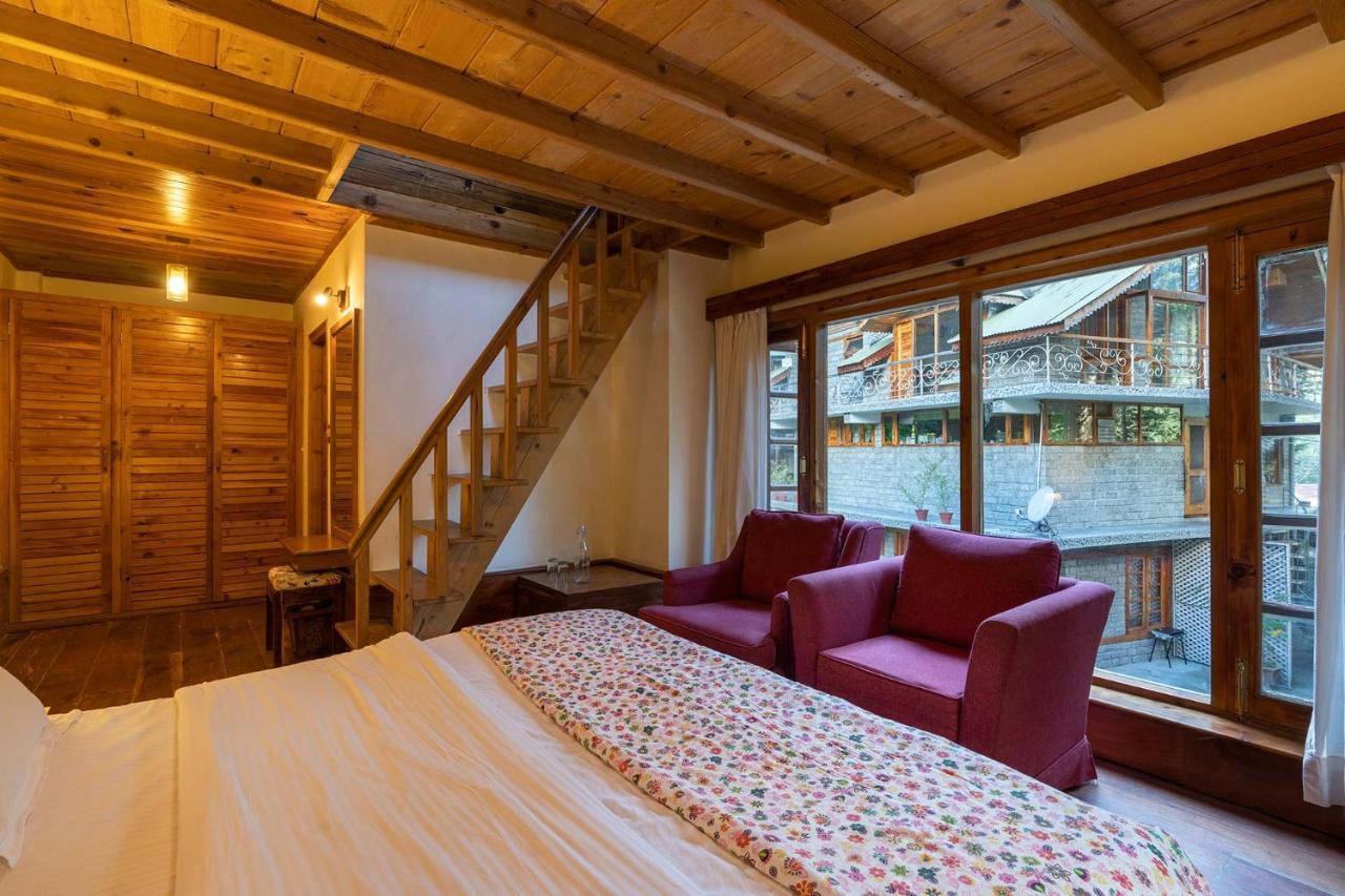 Stayvista At Casa Bella Vista- Mall Road Манали Экстерьер фото