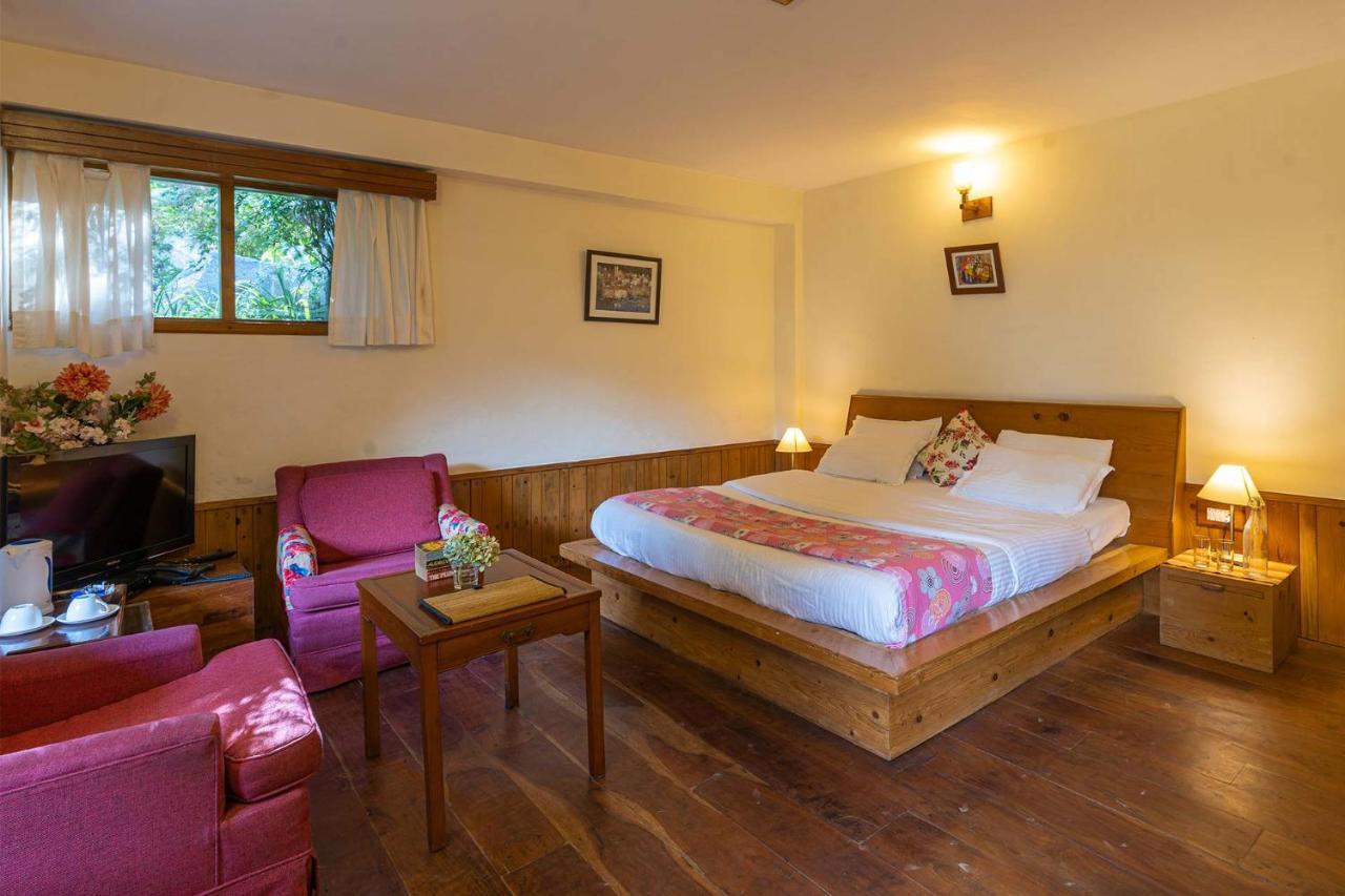 Stayvista At Casa Bella Vista- Mall Road Манали Экстерьер фото
